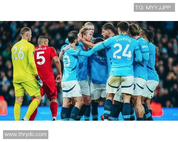 曼城崛起之路：从蓝月亮到世界足球强队的蜕变与未来展望